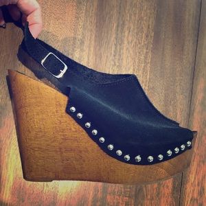 Charles Davis Black Suede Wedge Sandals